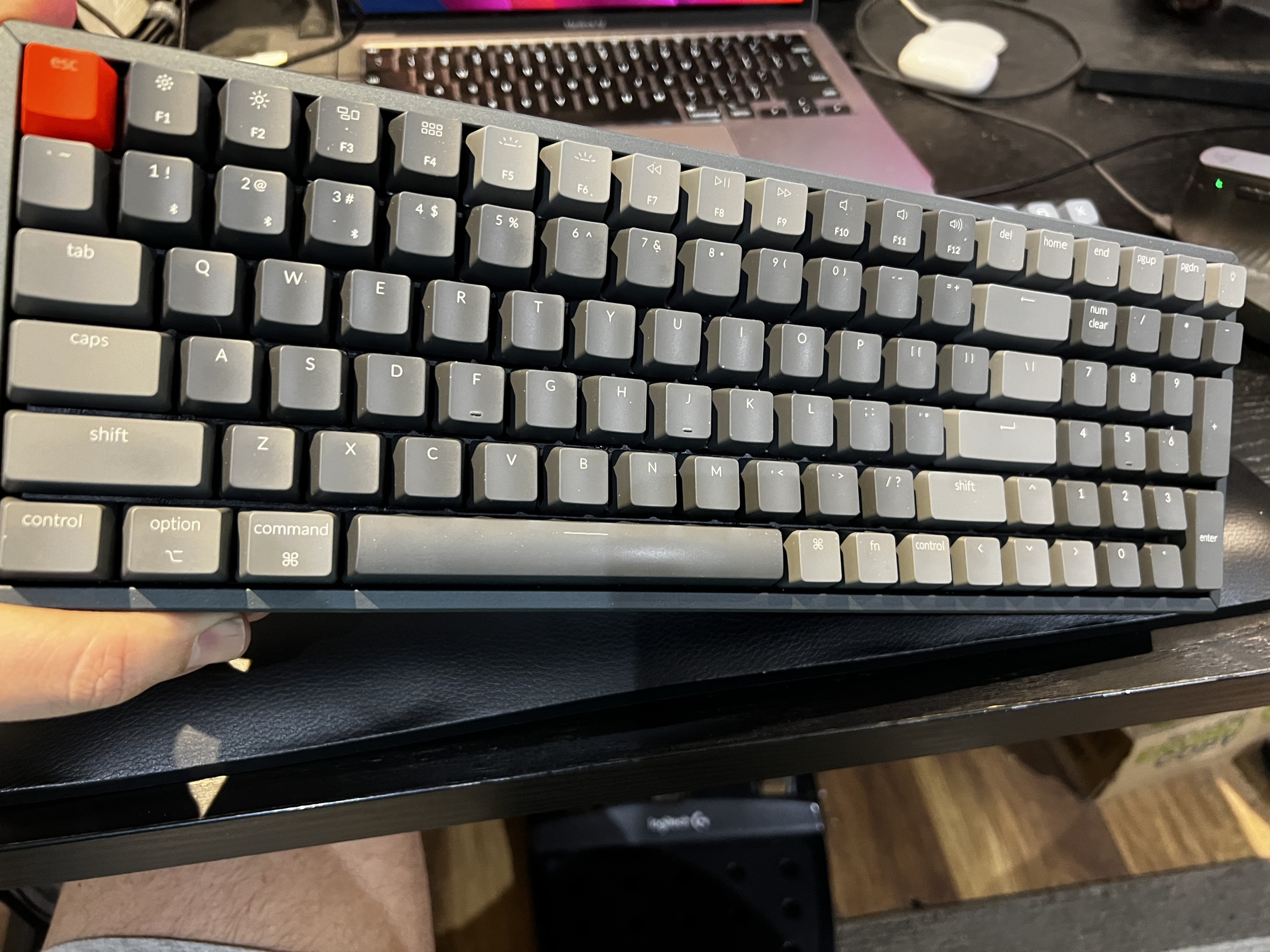 A picture of a Keychron K4 keyboard